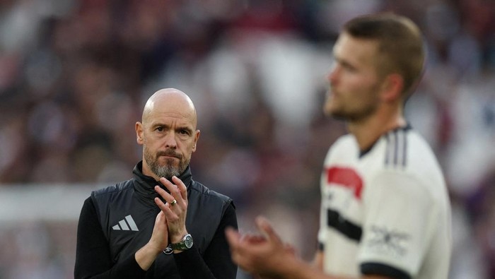 Ten Hag Langsung Mudik